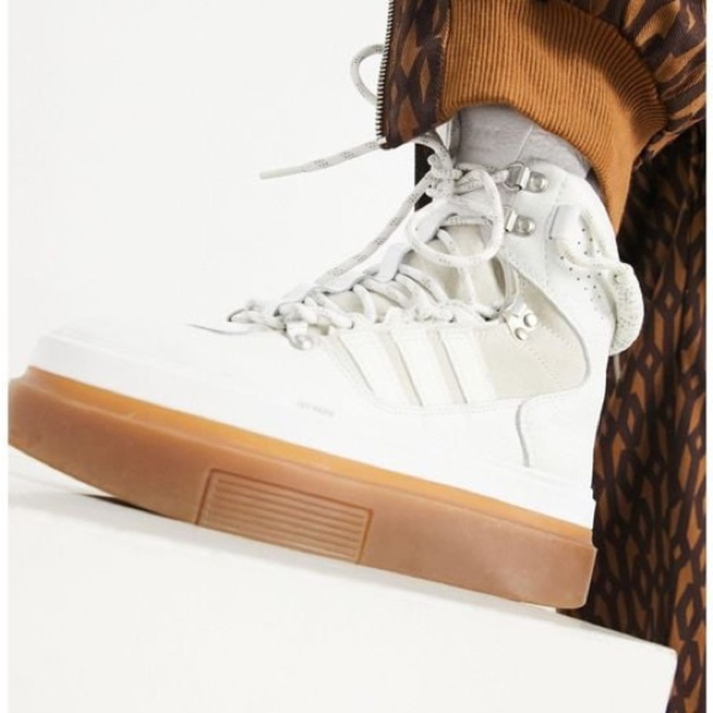 IVY PARK White and Tan Sneakers